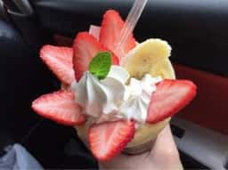 クレープ屋さん モミリーウィッチ