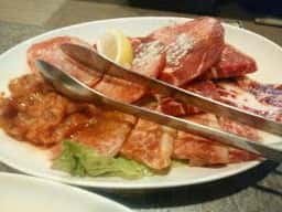 焼肉ホドリ栄町支店