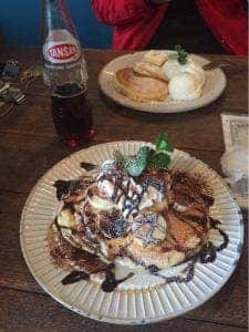 カフェ クグル
