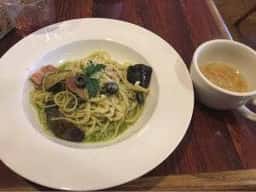 decker's cafe