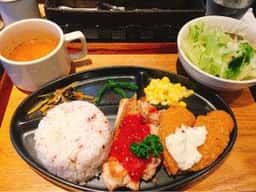 CAFE de 水道町 カフェ ド スイドウチョウ