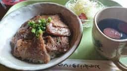 ぎゅうや
