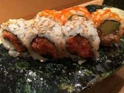 SUSHI IZAKAYA 楽 HAWAII