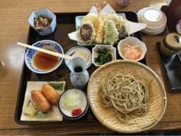 手打ちそば 極楽乃 雫石本店 