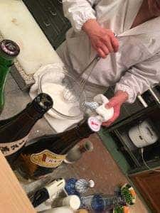 阿じ与志
