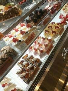 バウムクーヘン工房ブルージュプリュス