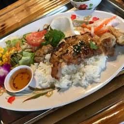 ノイカフェ