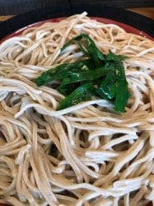 銀の麺