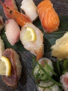 活魚問屋 まぐろ すし 魚☆きんぐ