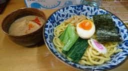 成屋