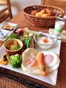 海坐 食事会場