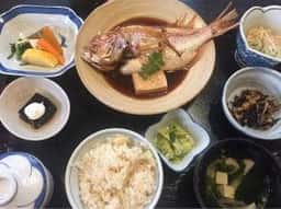 食処 つつみ