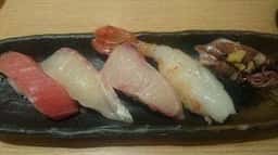 回転さかなや寿司・魚忠 熱田店