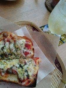 MOKU cafe