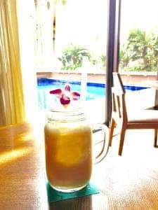 オールデイ・ダイニング ザ・ラウンジ オン ザ ウォーター