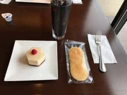 カフェ マダム ルロワ