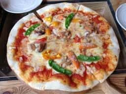 サルワーレ 海を眺める薪窯料理店