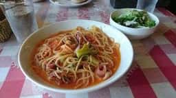 パスタでマンジャーレ