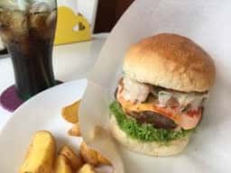 ハンバーガーショップ B1