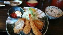 とんかつ金の豚 中津店