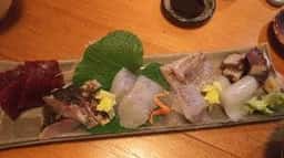 きざかな かくみ