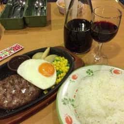 サイゼリヤ 橋本駅前店