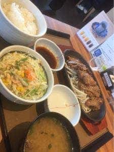 やよい軒 富士本市場店