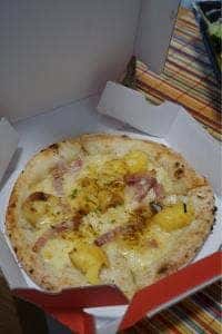 Pizza Stand Poco 世田谷1丁目店