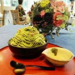 レストラン・ラウンジ 扇滝