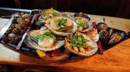 貝族料理&雑炊の店 曽根崎