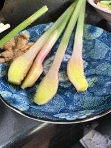 松よし