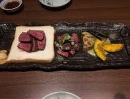 鉄板焼き やすむら