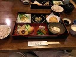 豆富料理 六弥太
