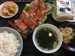 焼肉 紫雲