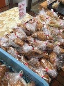 マーミヤかまぼこ とまりん店