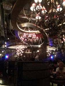 The Public stand 新宿歌舞伎町店