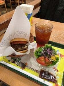 モスバーガー 練馬駅店