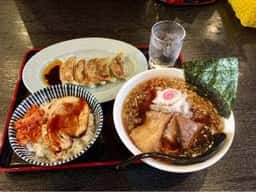 紅丸食堂