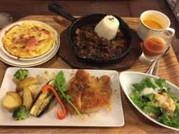 ベーカリーレストランサンマルク 名古屋ラシック店