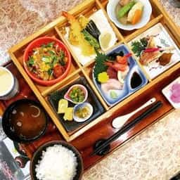 割烹居酒屋 華綺久
