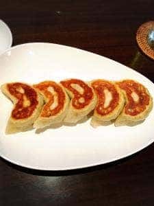 餃子 しくよろ亭