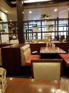 ロイヤルホスト 森ノ宮店