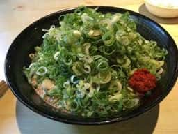 ラーメン とんちんかん はさまじ本店