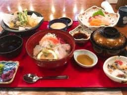 いけす料理 漁火大名