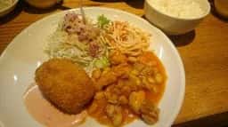 ボンマルシェ食堂
