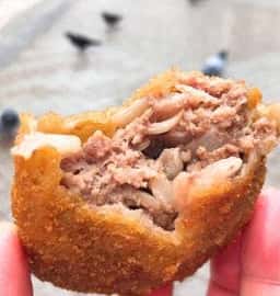 千鶴屋精肉店