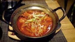 ホルモン煮込み韓成