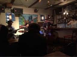 バー サルヴァドール