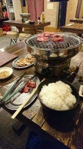 焼肉ホルモンのキムチ屋本舗