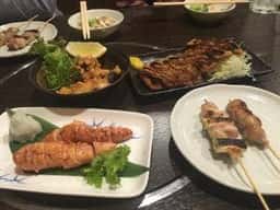 もつ鍋 串焼き 山㐂 駅東口店